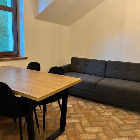 Dwor Gogolewo Nad Warta Bed & Breakfast Ksiaz Wielkopolski Exterior foto