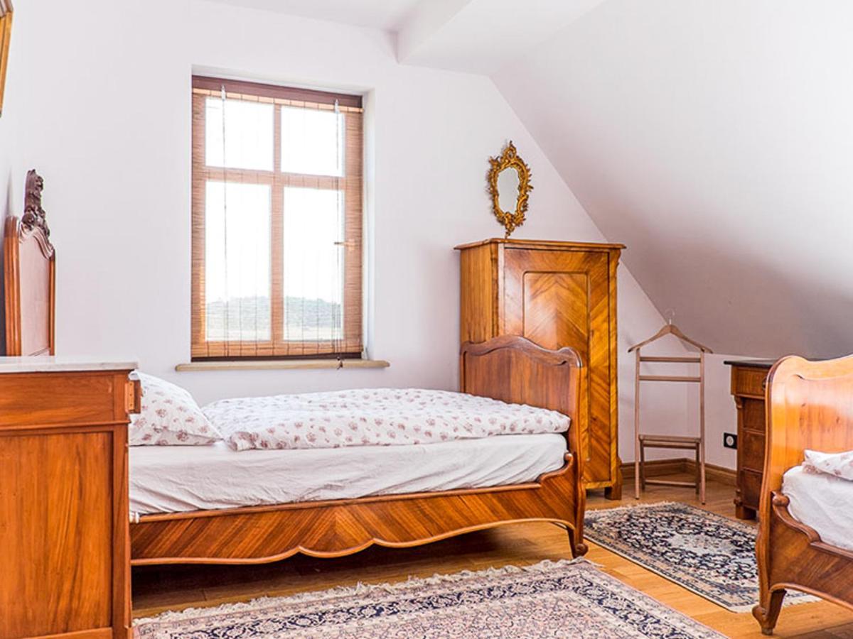 Dwor Gogolewo Nad Warta Bed & Breakfast Ksiaz Wielkopolski Exterior foto