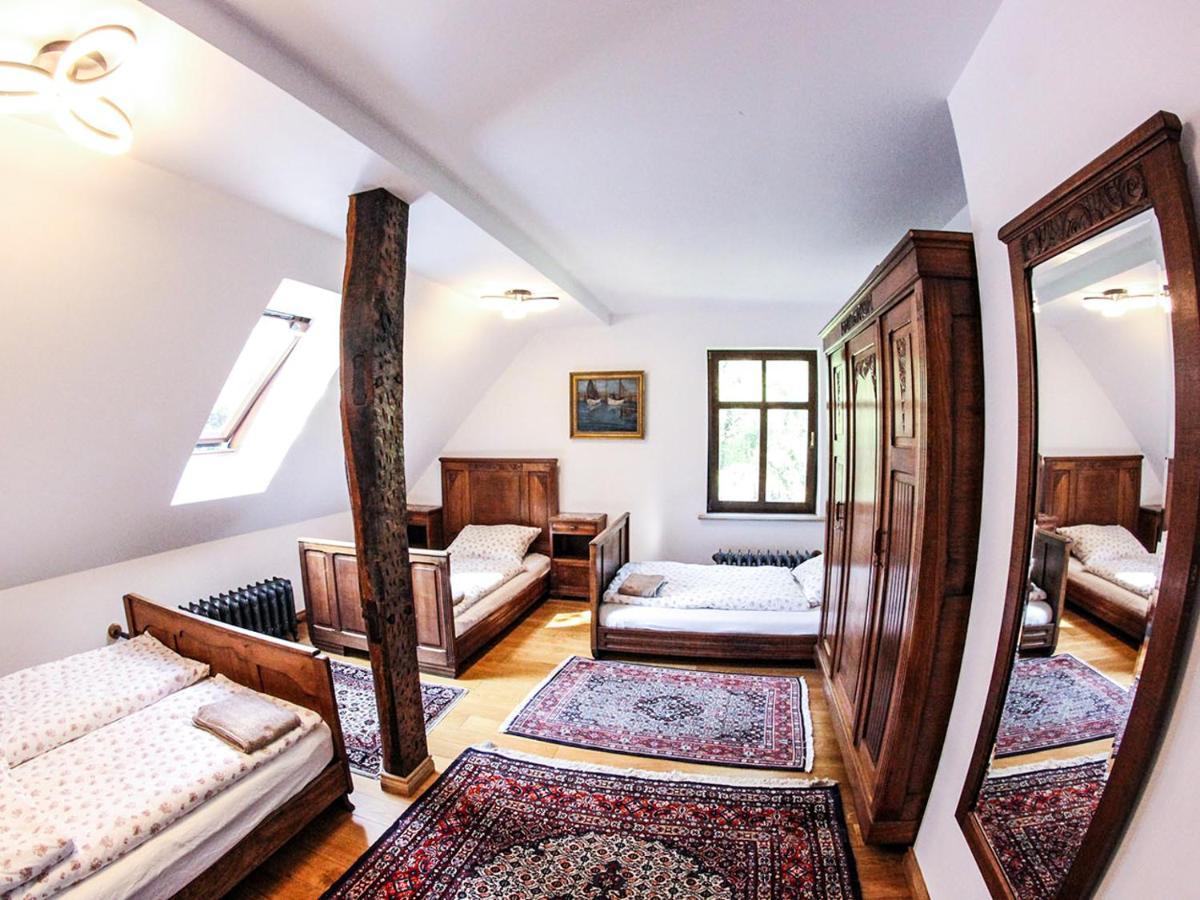 Dwor Gogolewo Nad Warta Bed & Breakfast Ksiaz Wielkopolski Exterior foto