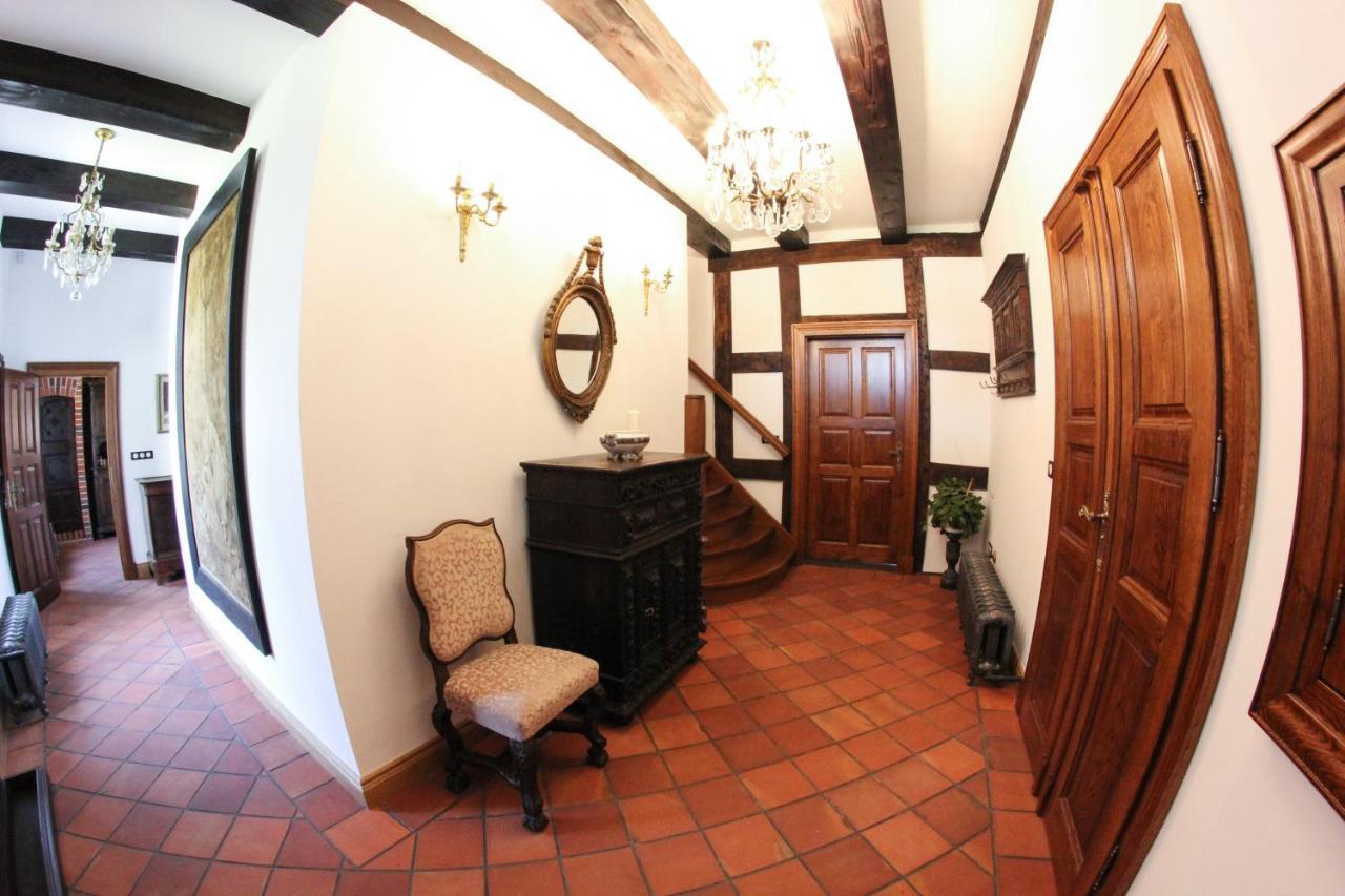 Dwor Gogolewo Nad Warta Bed & Breakfast Ksiaz Wielkopolski Exterior foto