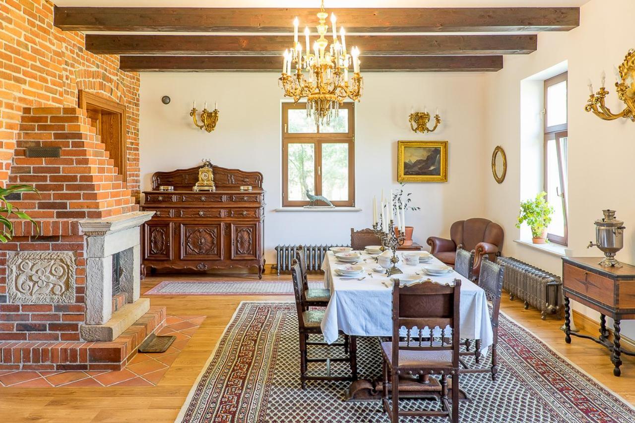 Dwor Gogolewo Nad Warta Bed & Breakfast Ksiaz Wielkopolski Exterior foto